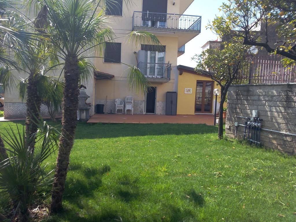 Villa Eleonora Formia Exterior foto